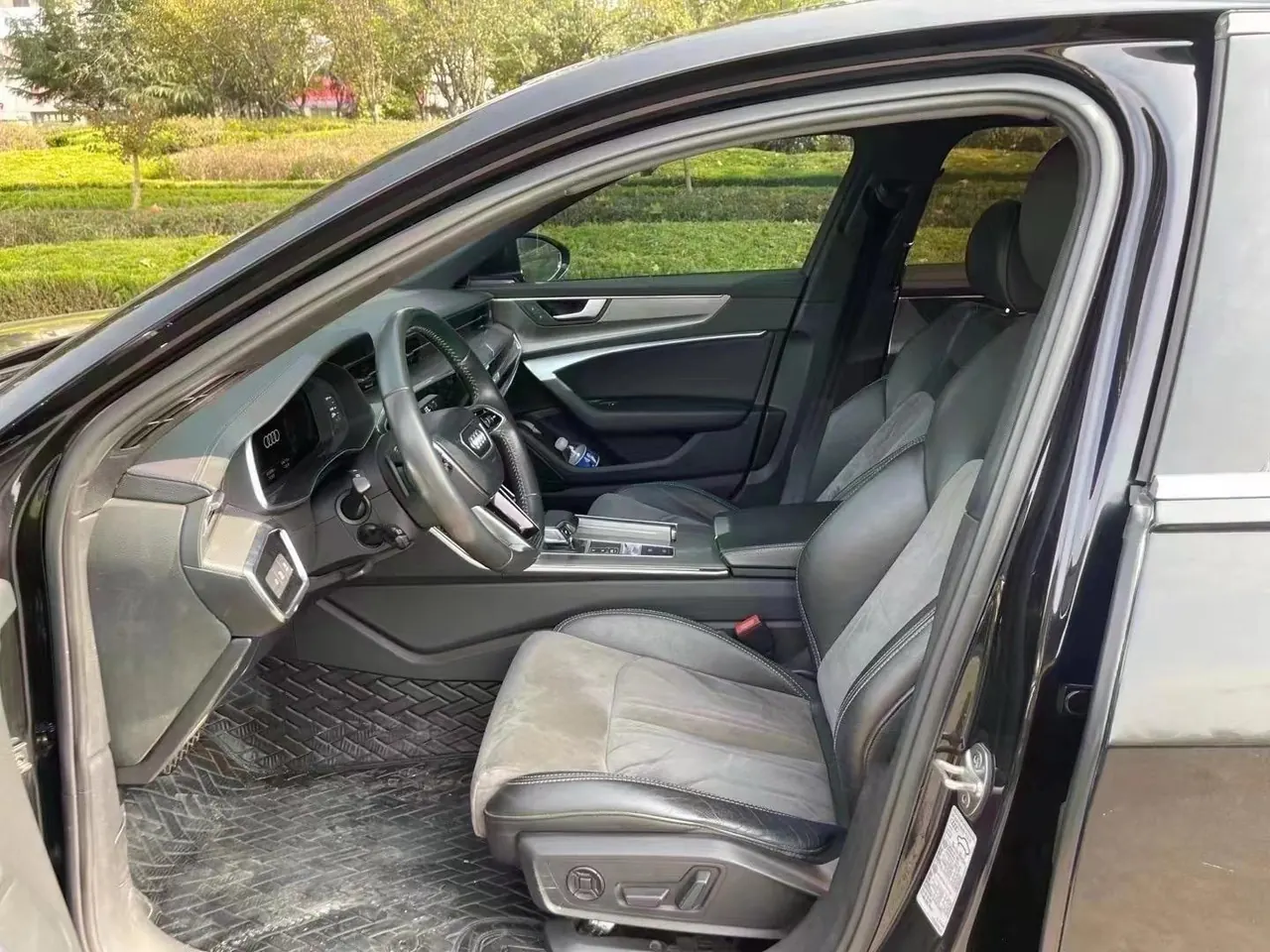 Audi 2023 A6L 2.0TFSI 45TFSI Selected Dynamic (Modified) Automatic Gear 7