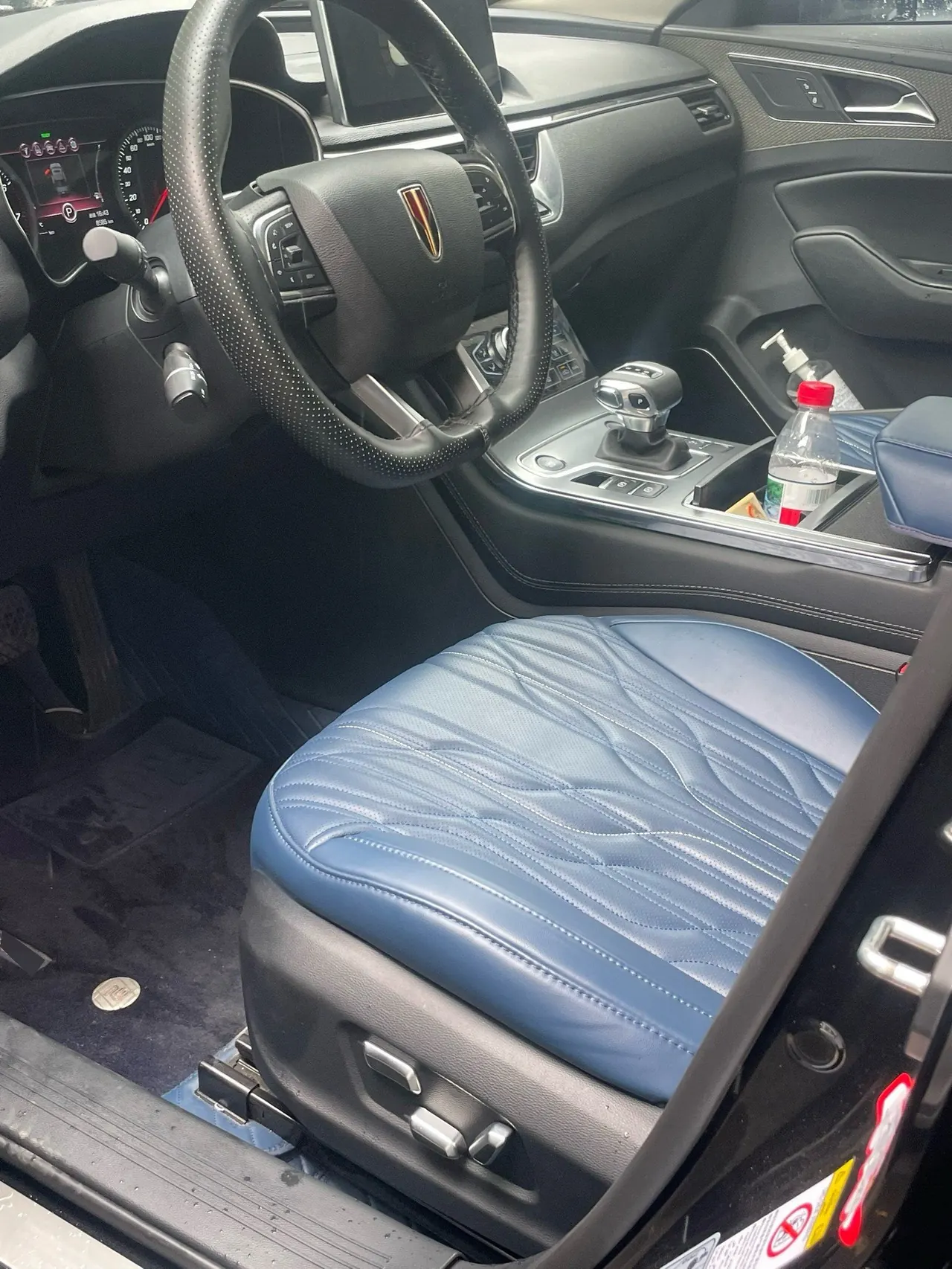 HongQi 2020 H5 1.8TD Zhilian Qichang Edition Automatic Gear 4