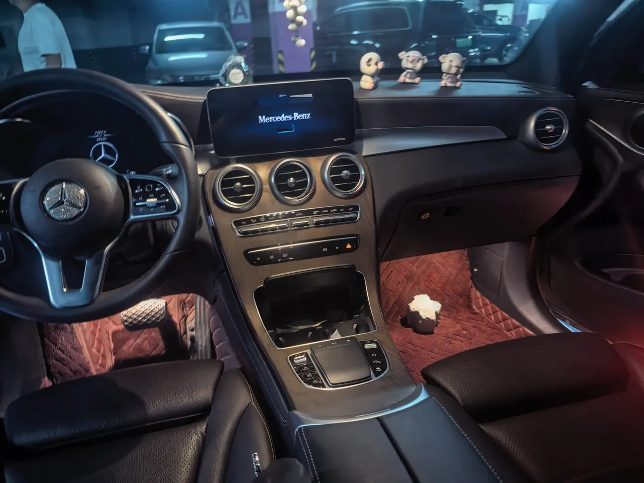 Mercedes Benz 2020 GLC 260 L 4MATIC 2.0T Luxury Automatic 5
