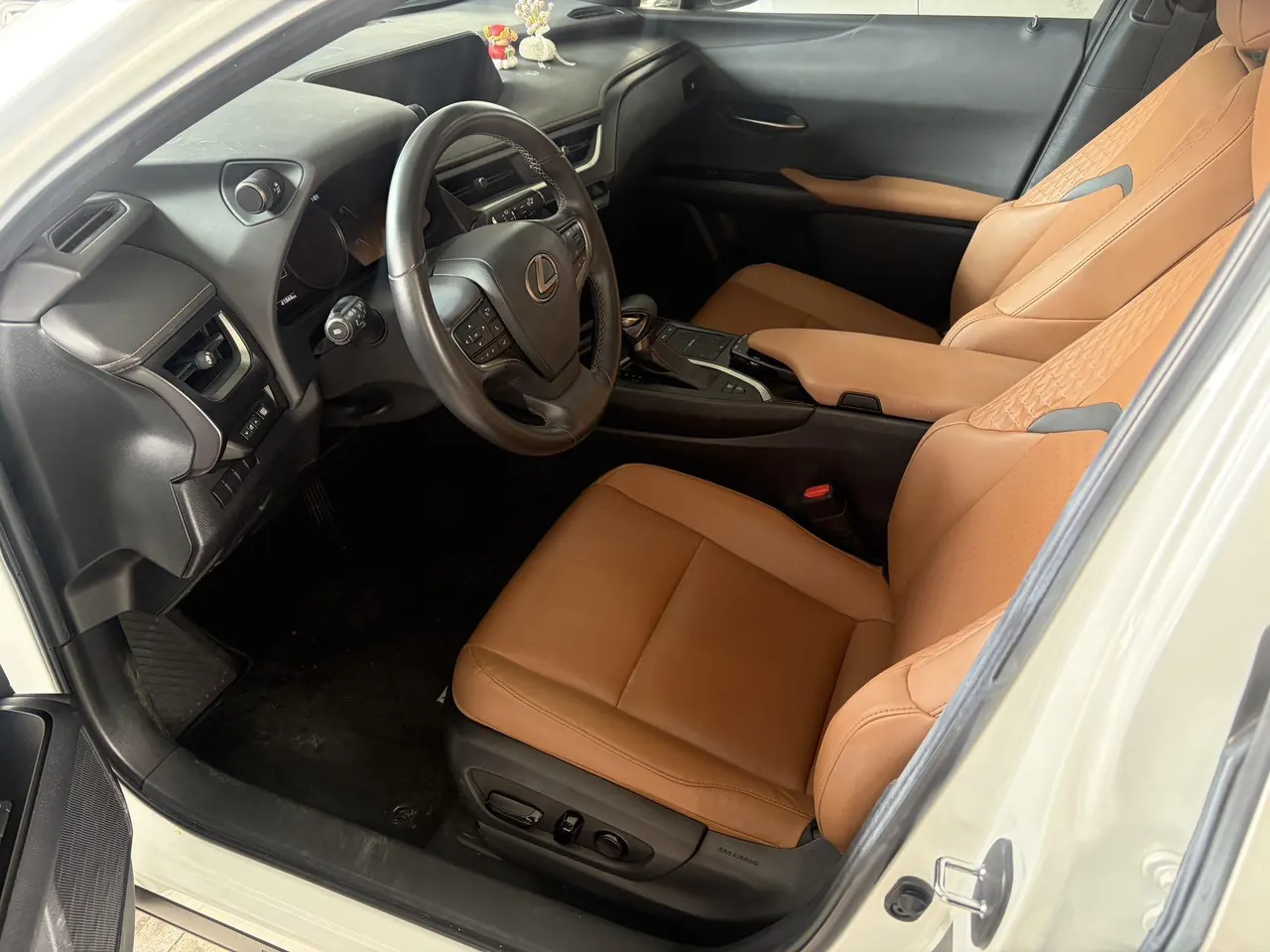 Lexus UX (Imported) 2020 UX260h 2.0 Stepless Exploration and Interesting Edition Automatic Gear 4