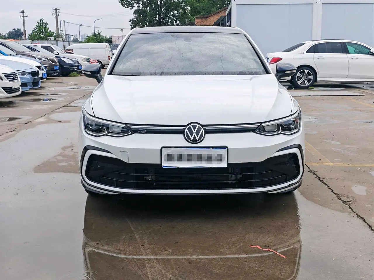 Volkswagen 2023 Golf 8 R-Line 1.4TSI 280TSI Lite Automatic 2