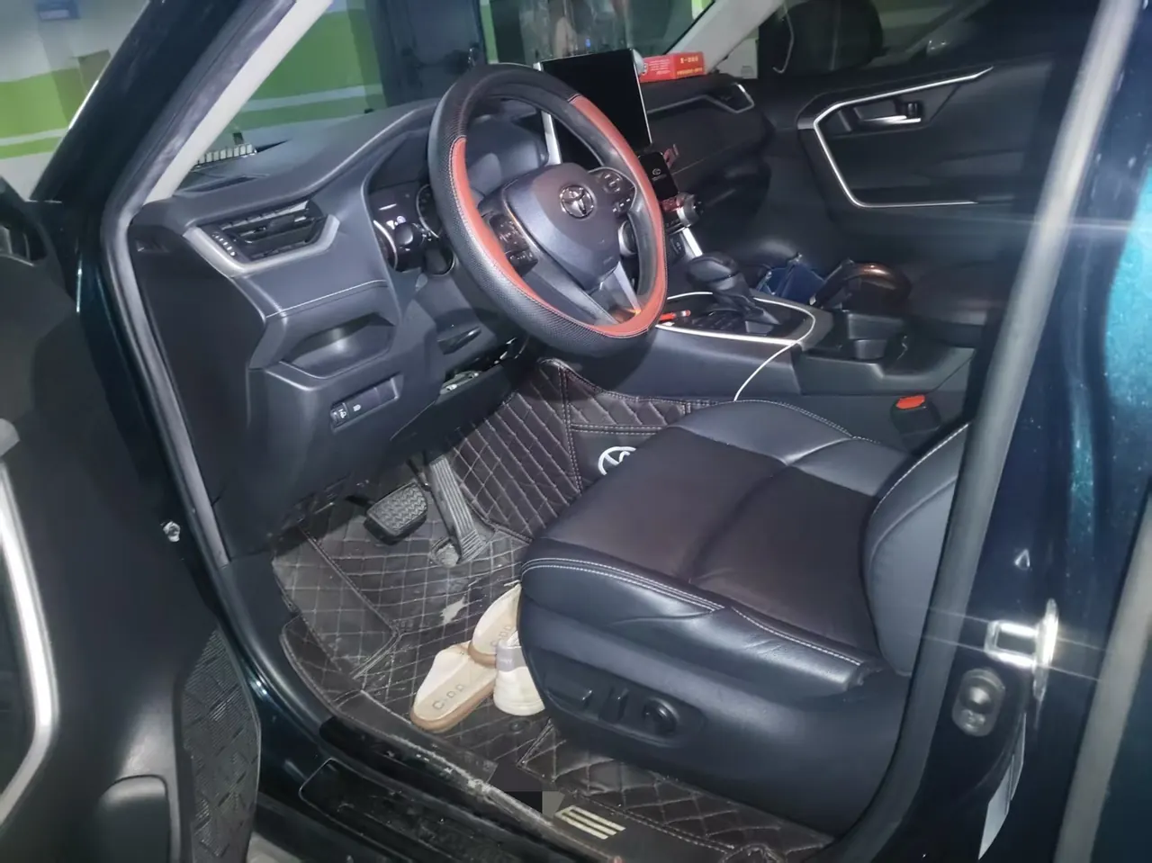 Toyota 2020 Wilanda 2.0 Stepless Four-wheel Drive Deluxe Edition Automatic Transmission 4