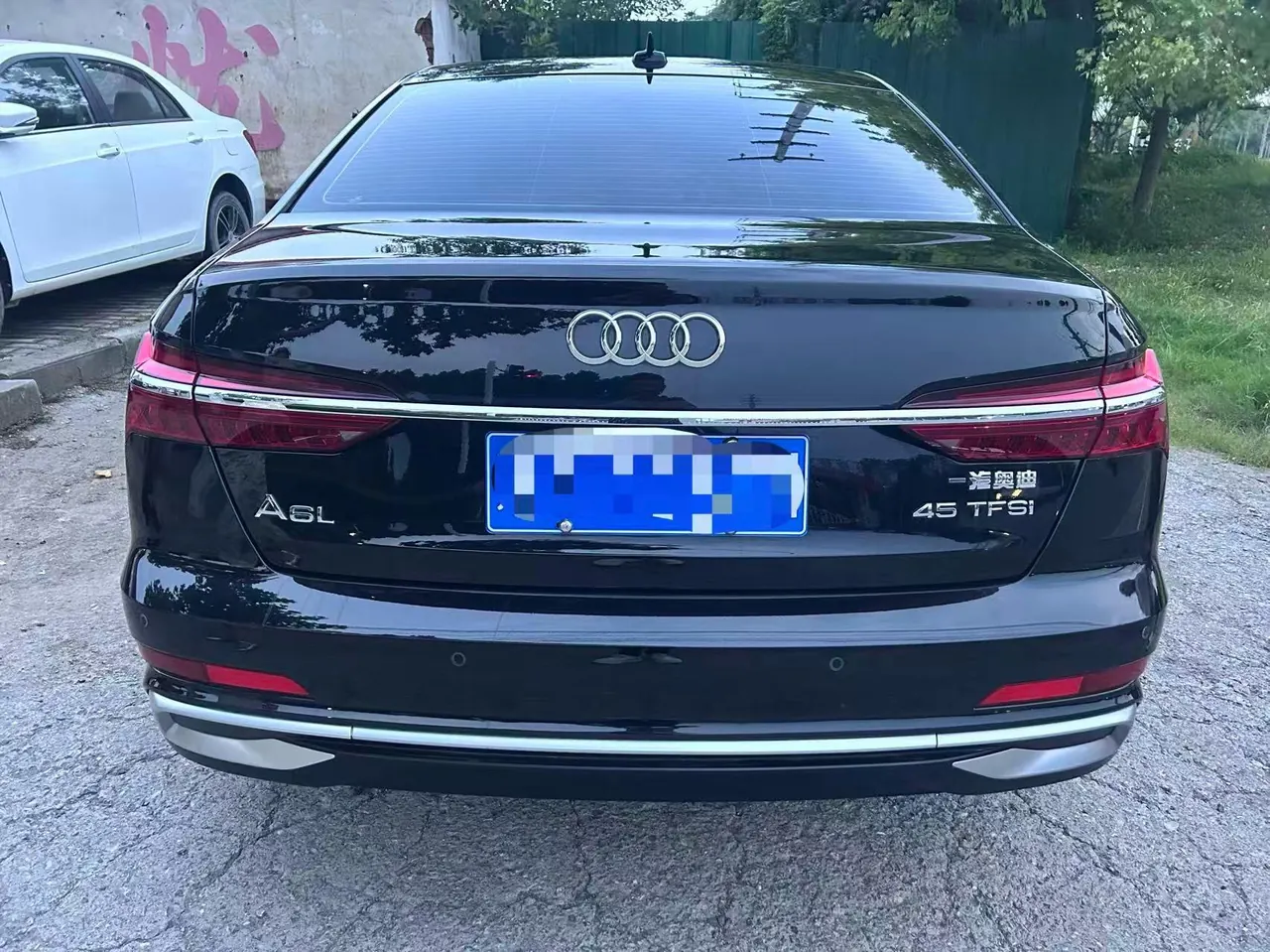 Audi 2023 A6L 2.0TFSI 45TFSI Selected Dynamic (Modified) Automatic Gear 3