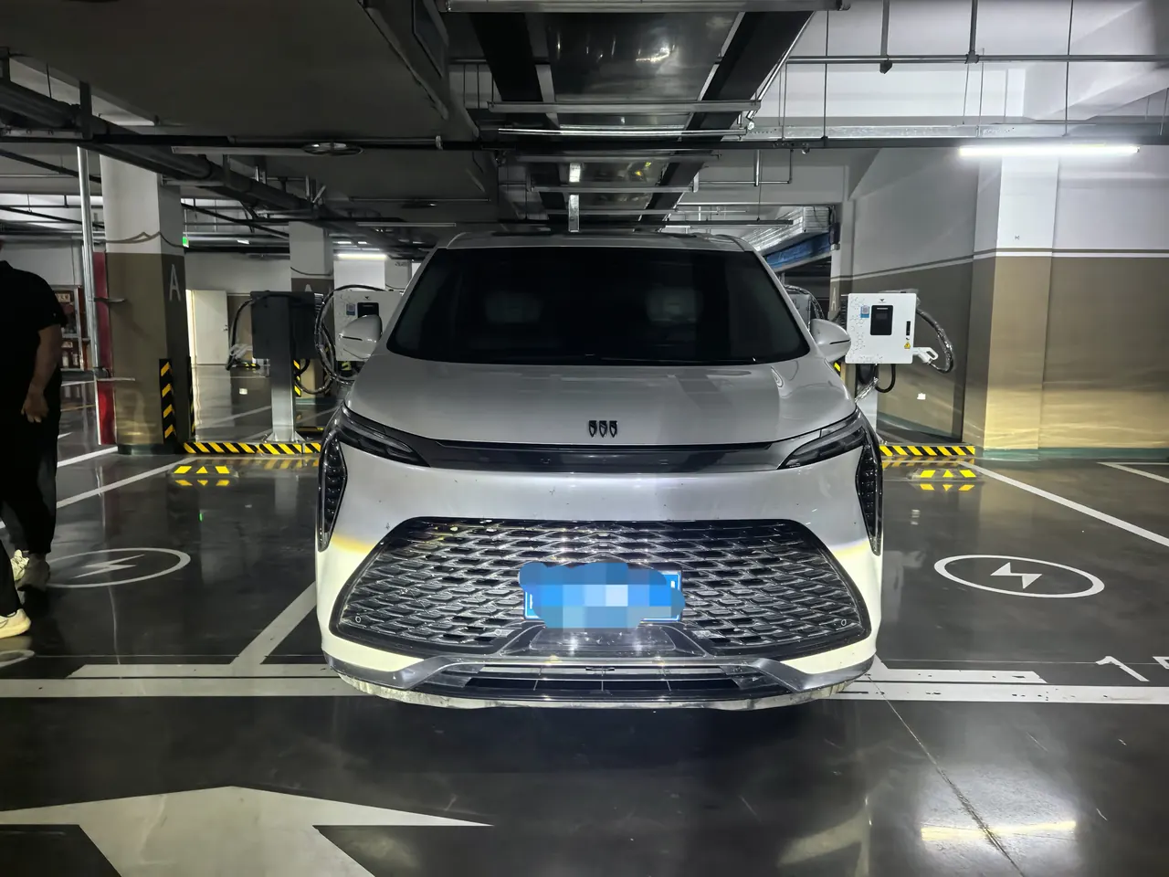 Buick 2023 Century 48V 2.0T Yunshi Edition 6-seat Automatic Gear 2