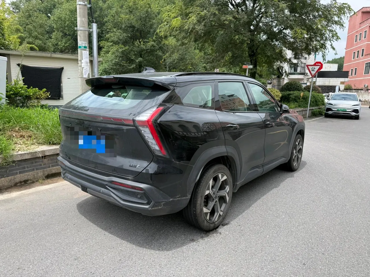 Geely 2023 Boyue L 1.5TD Honorable Automatic Transmission 10