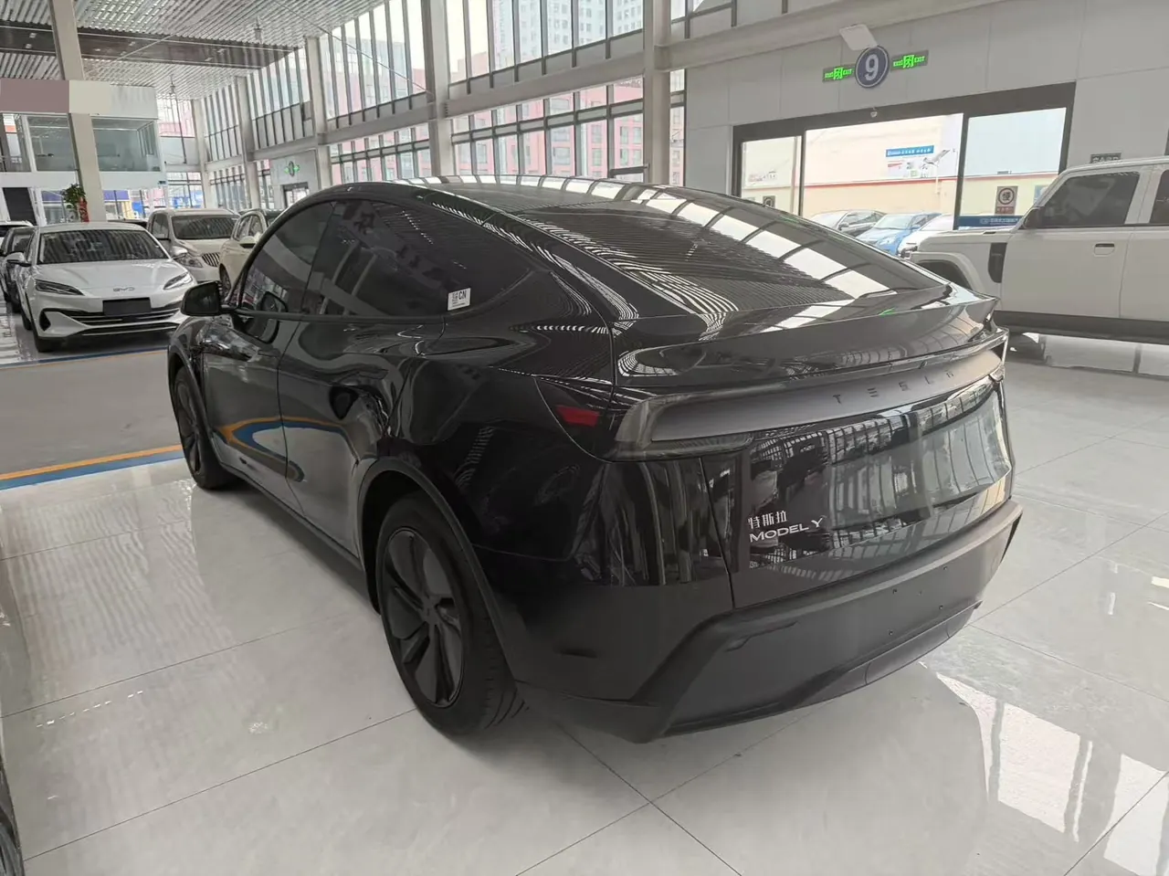 Tesla 2025 Model Y rear-wheel drive version automatic transmission 6
