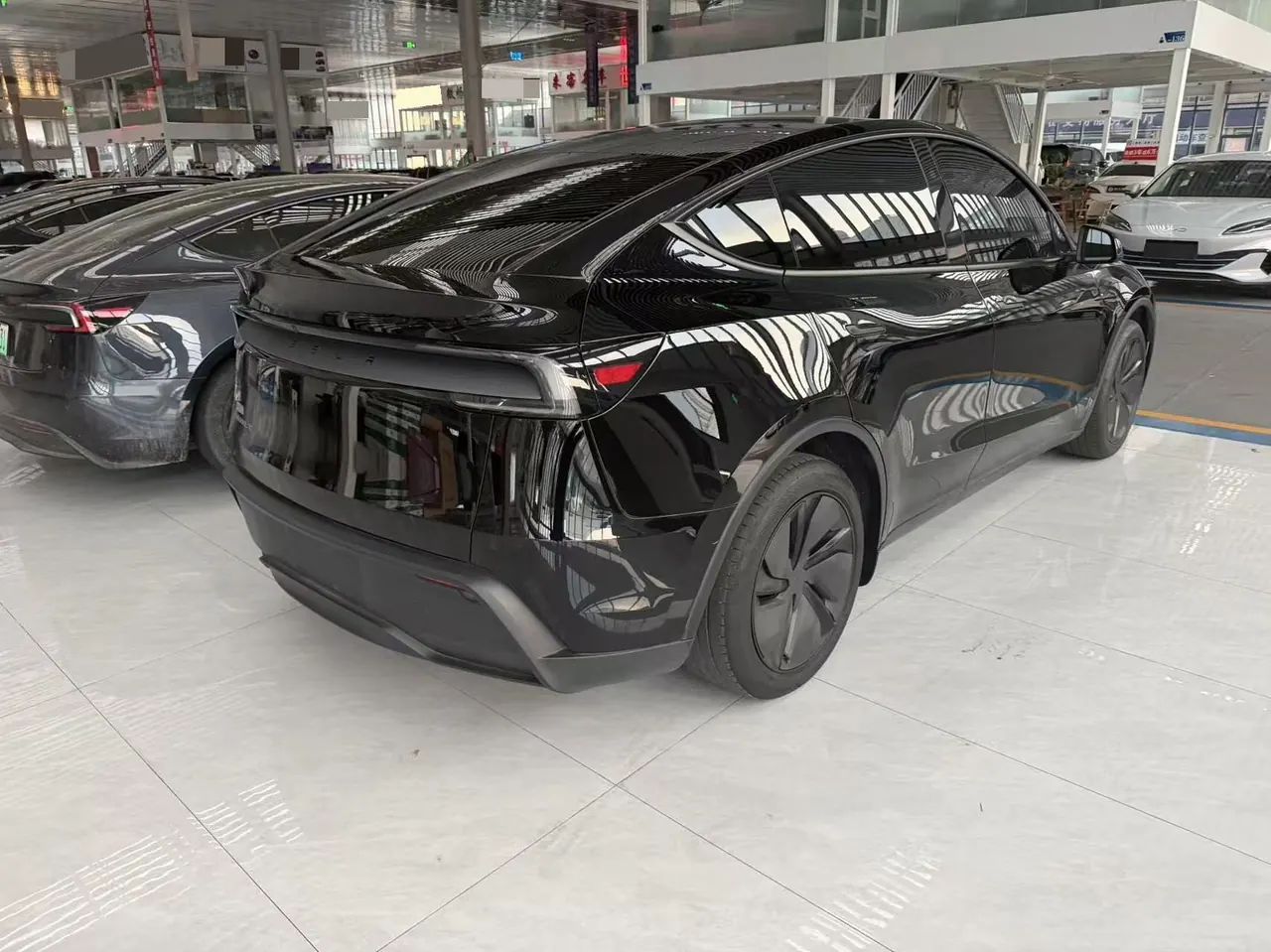 Tesla 2025 Model Y rear-wheel drive version automatic transmission 7