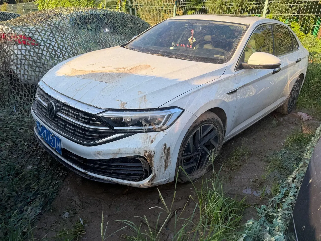 打开图片灯箱:Volkswagen 2025 Sagittarius 1.5TSI 300TSI Exceed Edition (Change 3) Automatic Gear