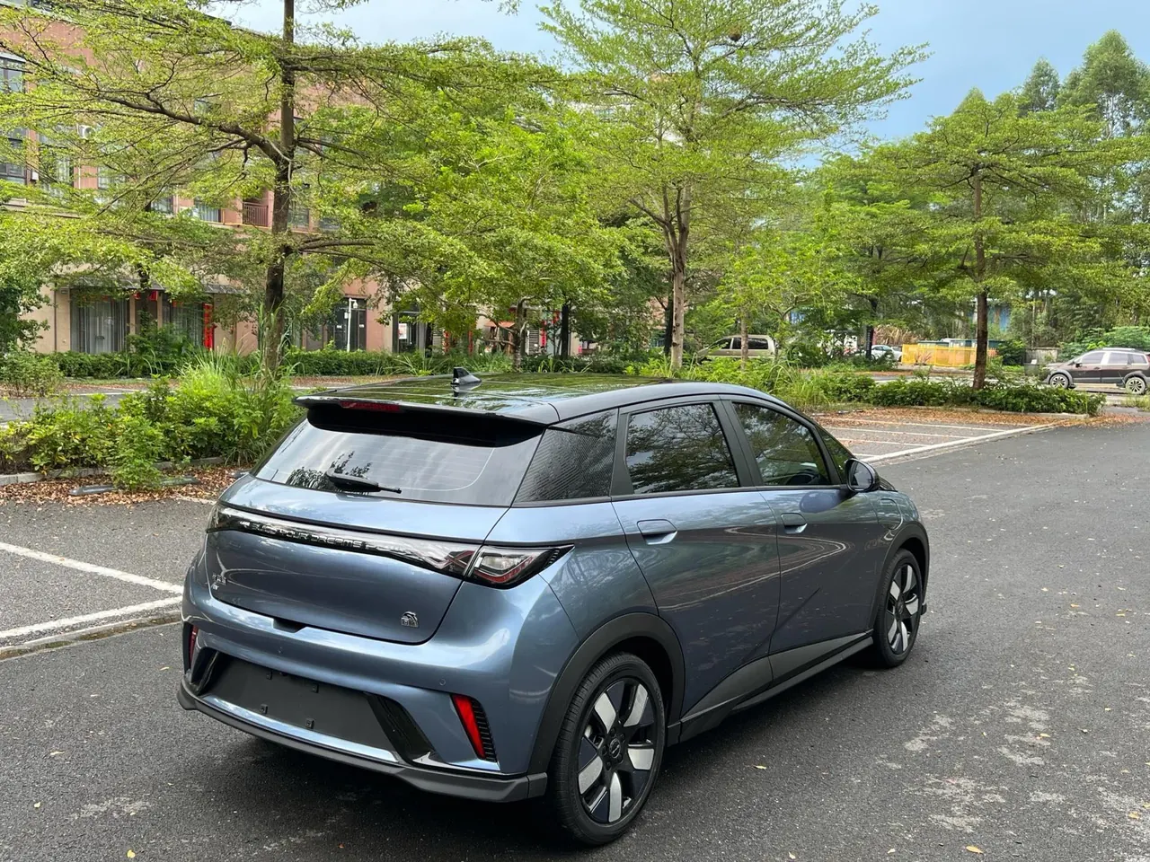 BYD 2023 Dolphins 401km Knight Edition Automatic Gear 4