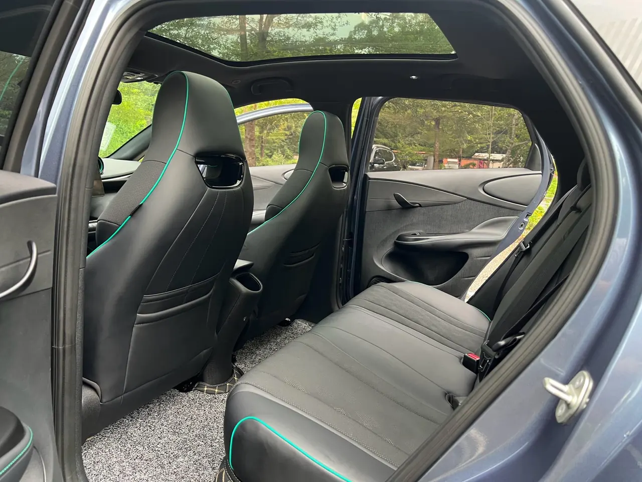 BYD 2023 Dolphins 401km Knight Edition Automatic Gear 8