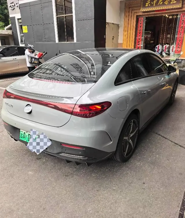 Mercedes Benz 2022 EQE 350 EQE 350 Special Edition Automatic Gear 3