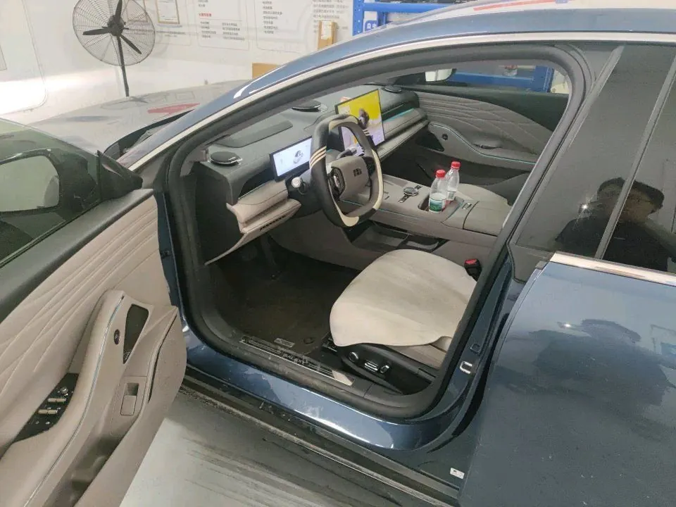 Geely Galaxy 2025 xingyao 8 EM-i 1.5 130km flagship automatic gear 4