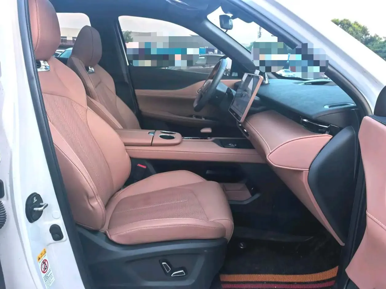 ChangAn 2025 UNI-Z 1.5T 500Bar PRO automatic gear 7