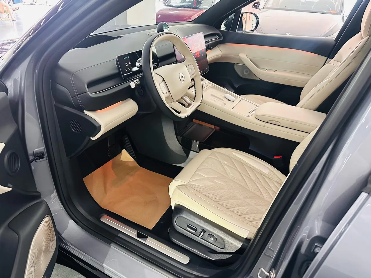 NIO 2025 ES6 75kWh automatic gear 2