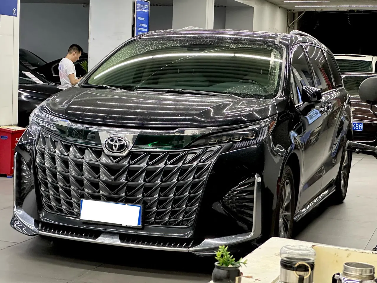 Open image lightbox: Toyota 2026 Sana 2.5 Stepless Two-Drive Comfort Edition Automatic Transmission