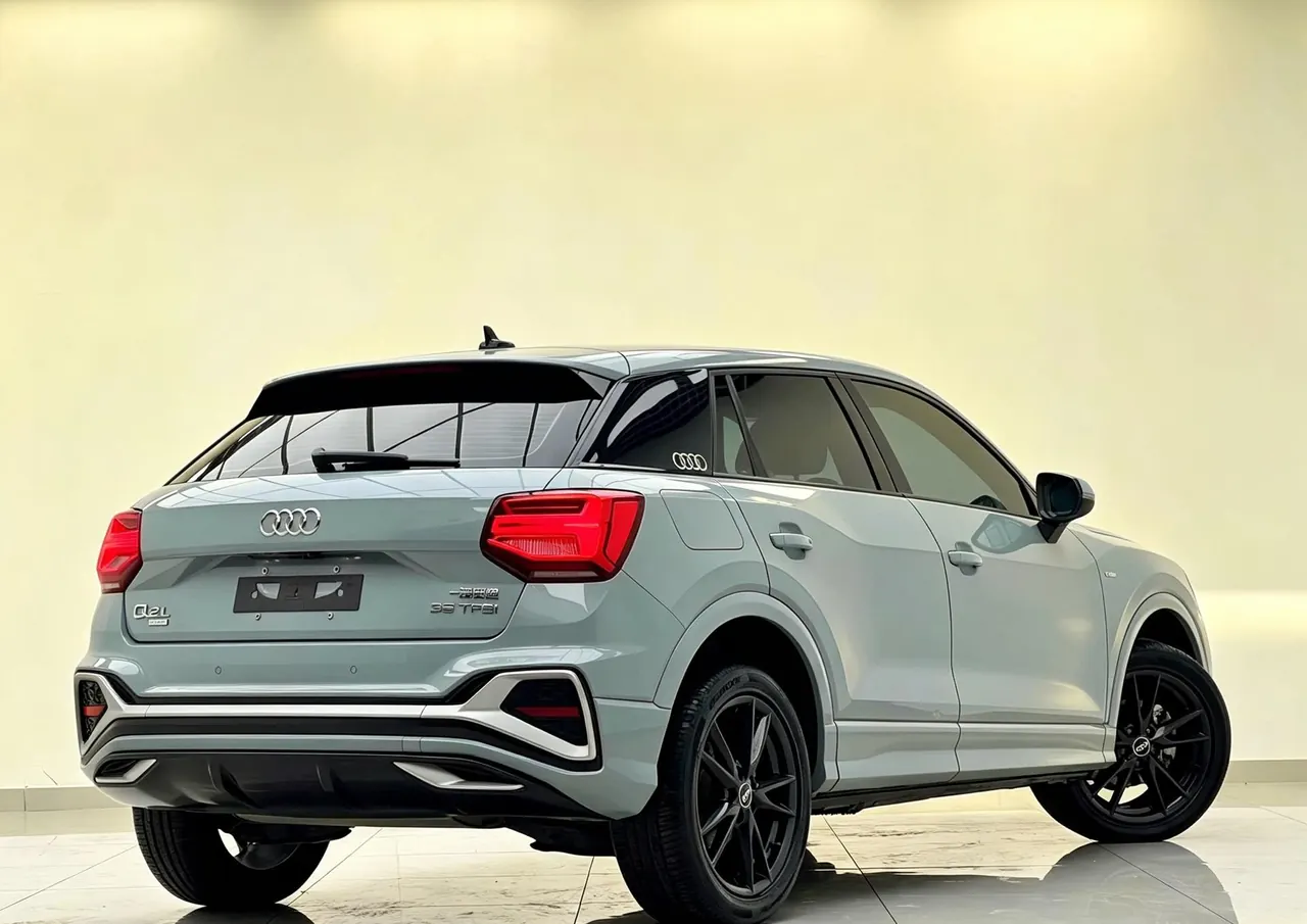 Audi 2022 Q2L 1.4TFSI 35TFSI Aggressive Dynamic Automatic 3