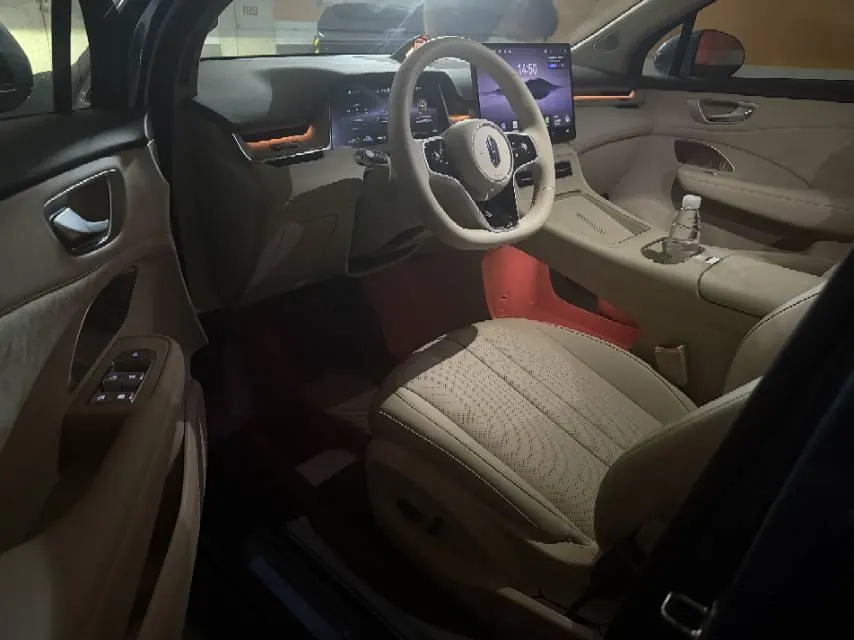 Shangjie 2025 H5 Range-Extended Max Automatic Transmission 3
