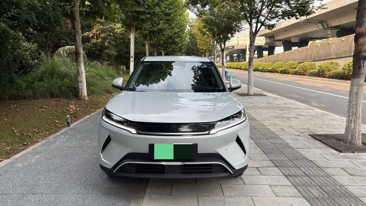 BYD 2025 Yuan UP Smart Driving 401KM Vital Automatic Gear 4