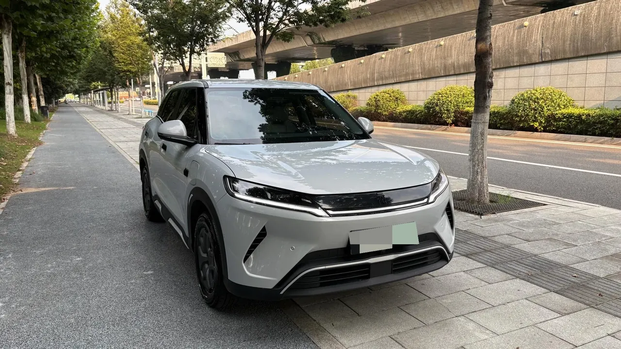 BYD 2025 Yuan UP Smart Driving 401KM Vital Automatic Gear 5