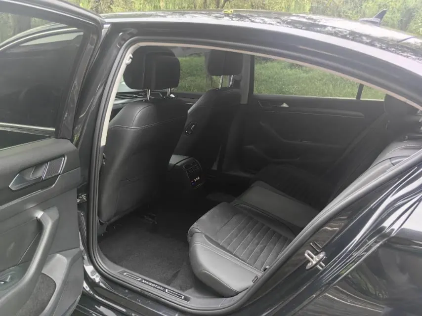 Volkswagen 2021 Magotan 2.0TSI 330TSI 30th Anniversary Edition Automatic Gear 4