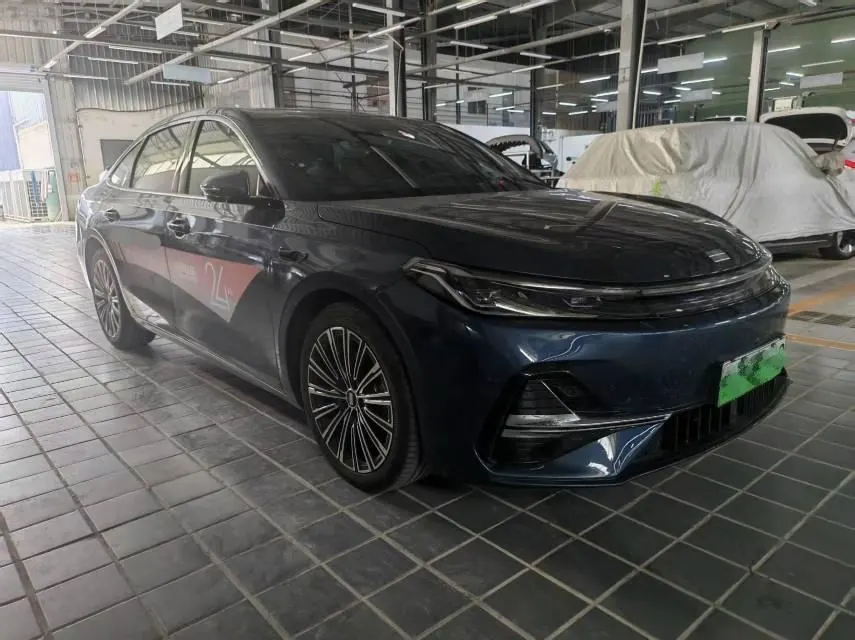 Geely Galaxy 2025 A7 EM-i 1.5 150km Starship Edition Automatic Gear 2