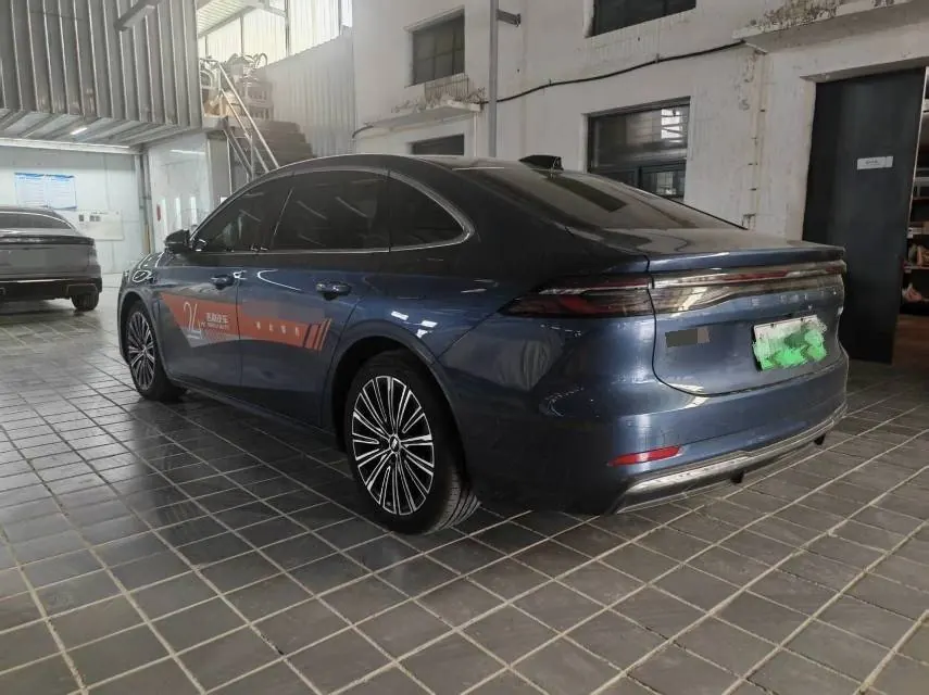 Geely Galaxy 2025 A7 EM-i 1.5 150km Starship Edition Automatic Gear 5