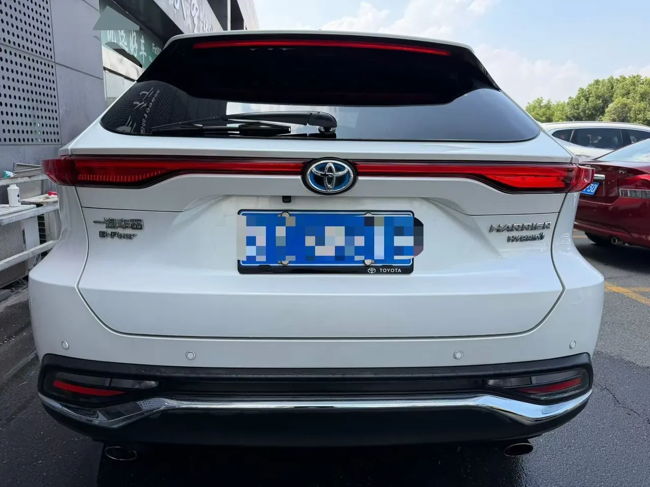 Toyota 2022 LingFang Dual Engine 2.5 Stepless Four-wheel Drive Premium Edition Automatic Gear 3