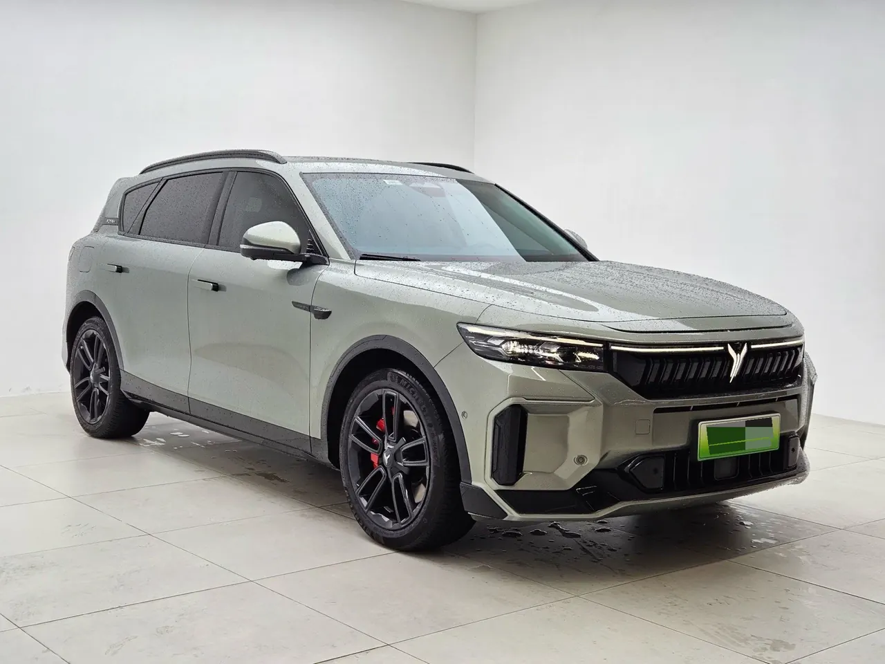 Voyah 2025 FREE 318 259km Four-wheel Drive Exploration Edition Automatic Gear 3