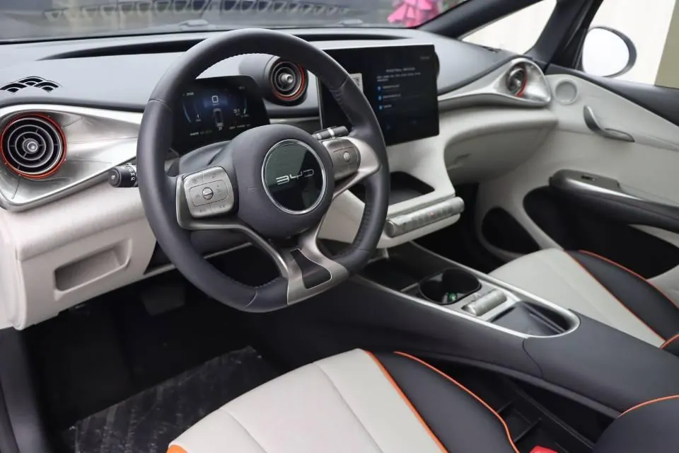 BYD 2021 Dolphin 405km Fashion Edition Automatic 3