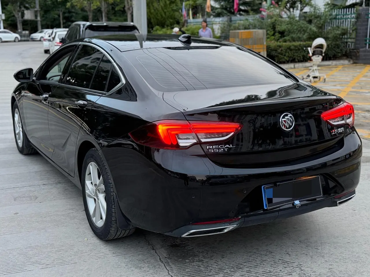 Buick 2020 Regal 1.5T 552T Elite Automatic Gear 4
