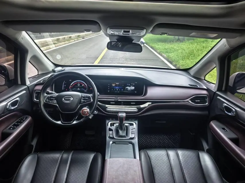 Chuanqi 2021 M6 1.5T 270T Deluxe Edition 7-seat Automatic Gear 4