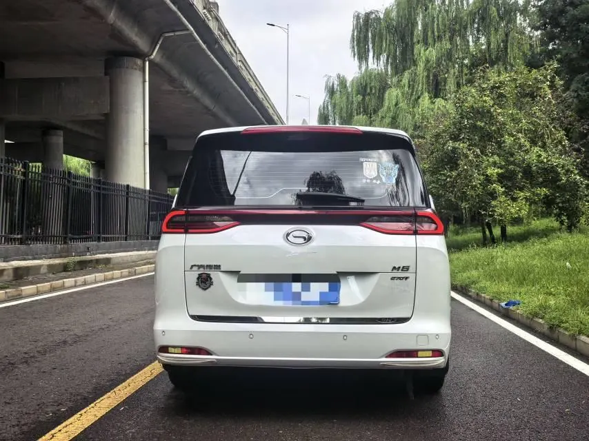 Chuanqi 2021 M6 1.5T 270T Deluxe Edition 7-seat Automatic Gear 9