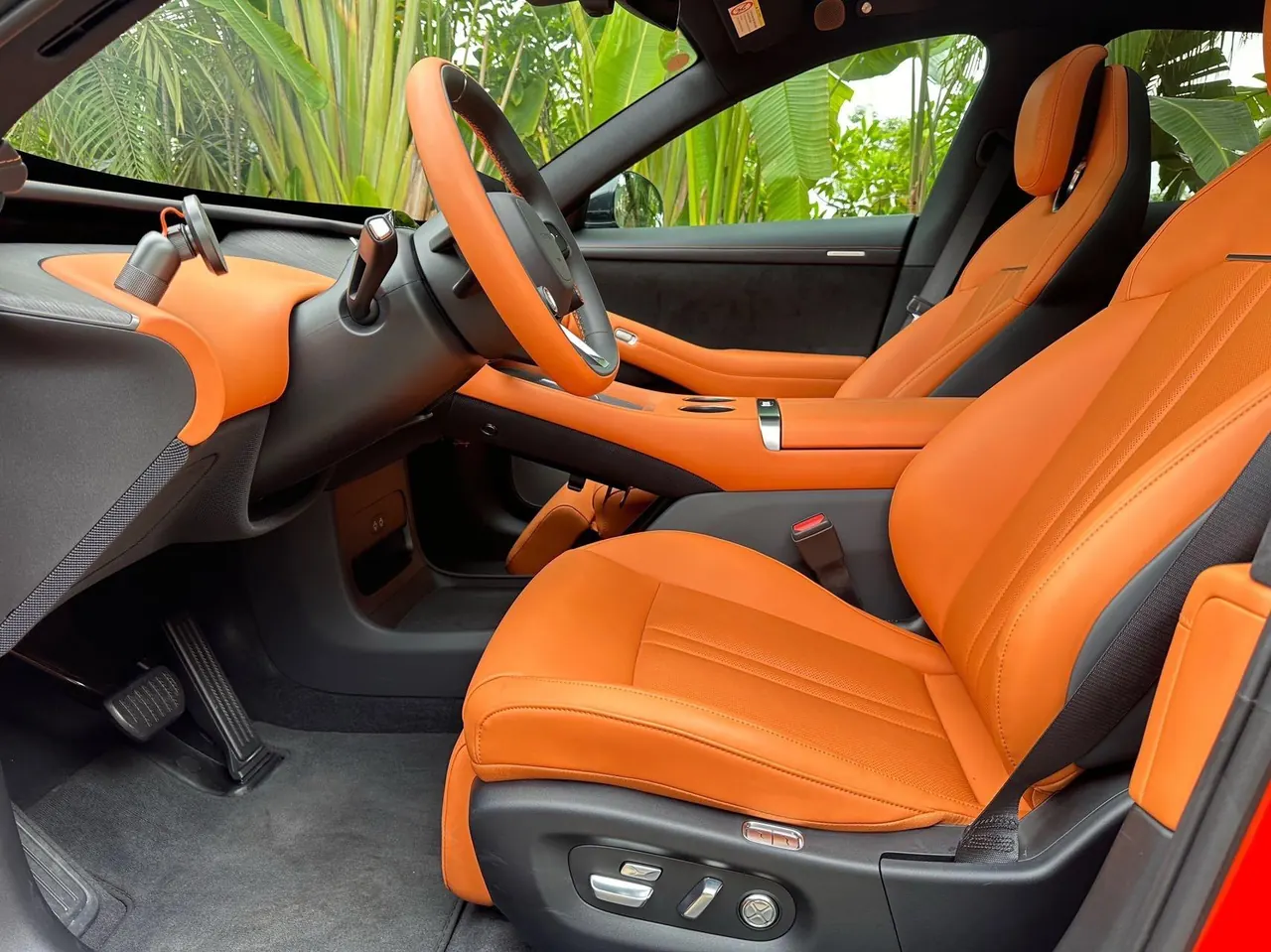 MI 2025 YU7 Long Endurance Four-wheel Drive Pro Edition Automatic Gear 5