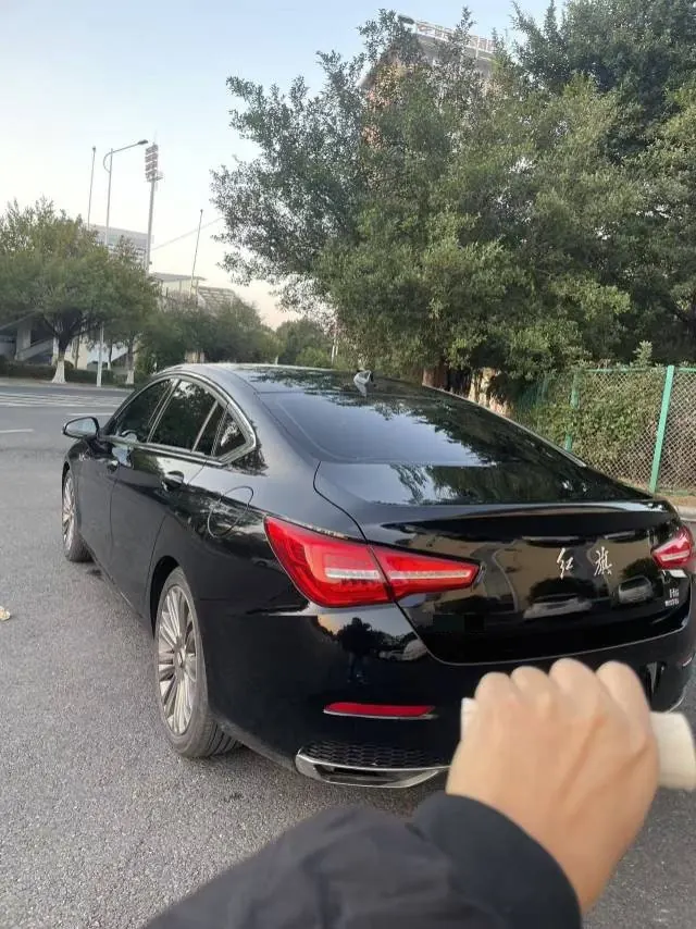 HongQi 2020 H5 1.8TD Zhilian Qichang Edition Automatic Gear 5