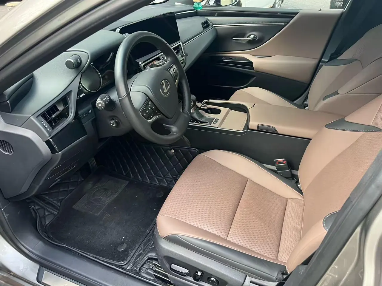 Lexus ES (Imported) 2024 ES200 2.0 Stepless Edition Automatic Gear 2