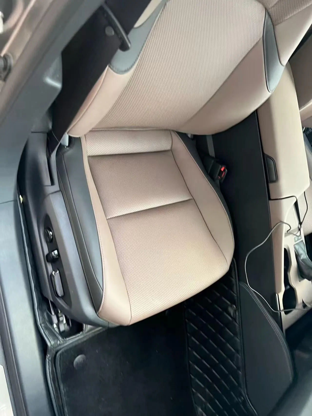 Lexus ES (Imported) 2024 ES200 2.0 Stepless Edition Automatic Gear 3