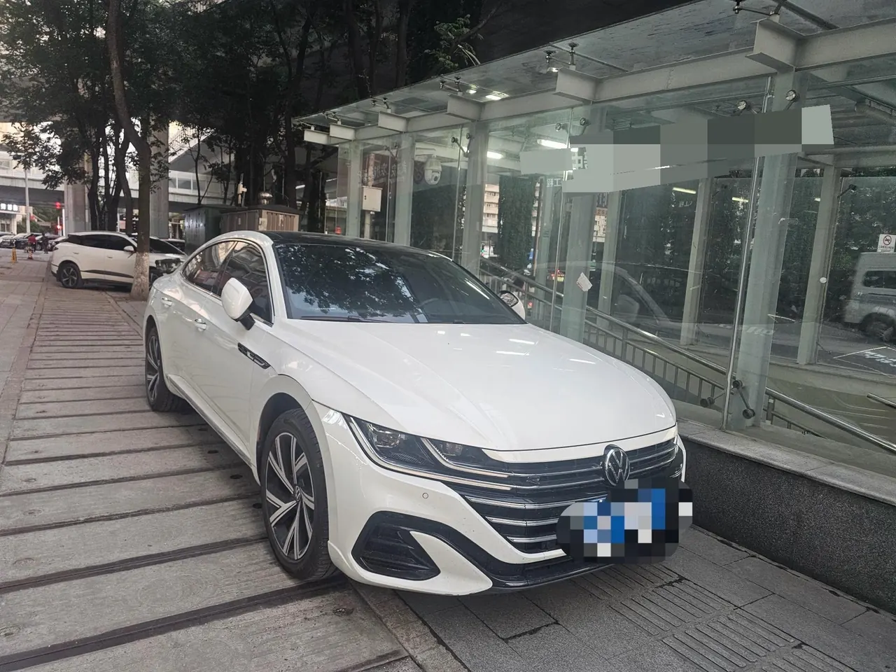 Volkswagen 2024 CC 2.0TSI 330TSI Dazzling Auto 8