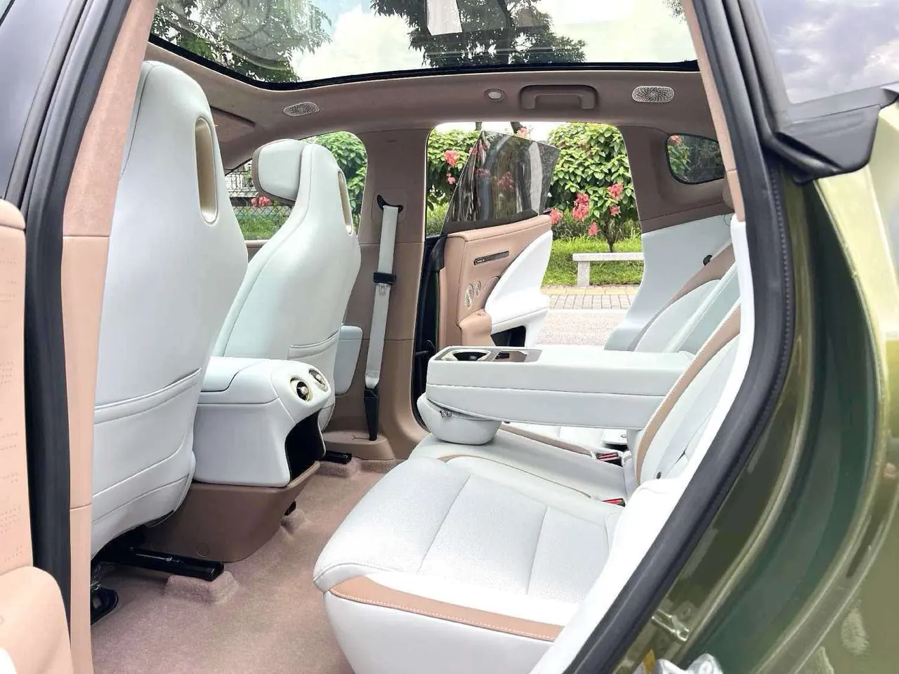 Avatr 2026 Avatr 07 Ultra Pure Electric Edition Four-wheel Drive Automatic Gear 8