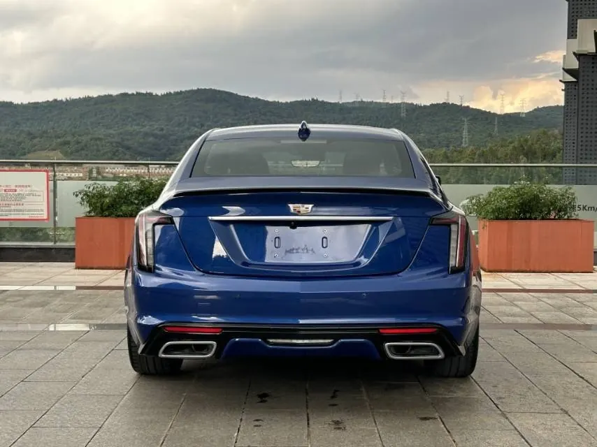 Cadillac 2020 CT5 2.0T 28T Platinum Sports Edition Automatic Gear 10