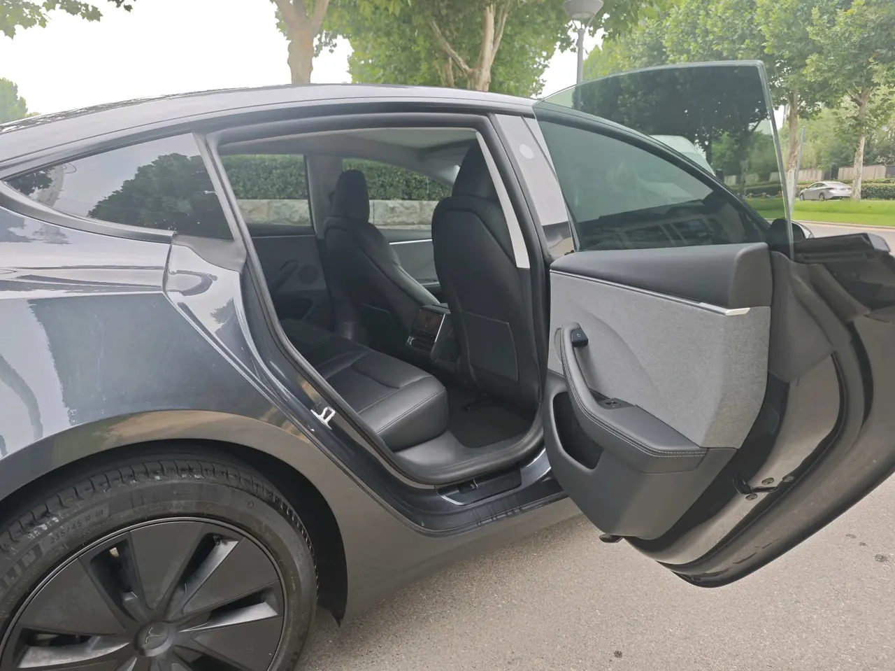 Tesla 2023 Model 3 Rejuvenation Edition Rear Wheel Drive Automatic Transmission 10