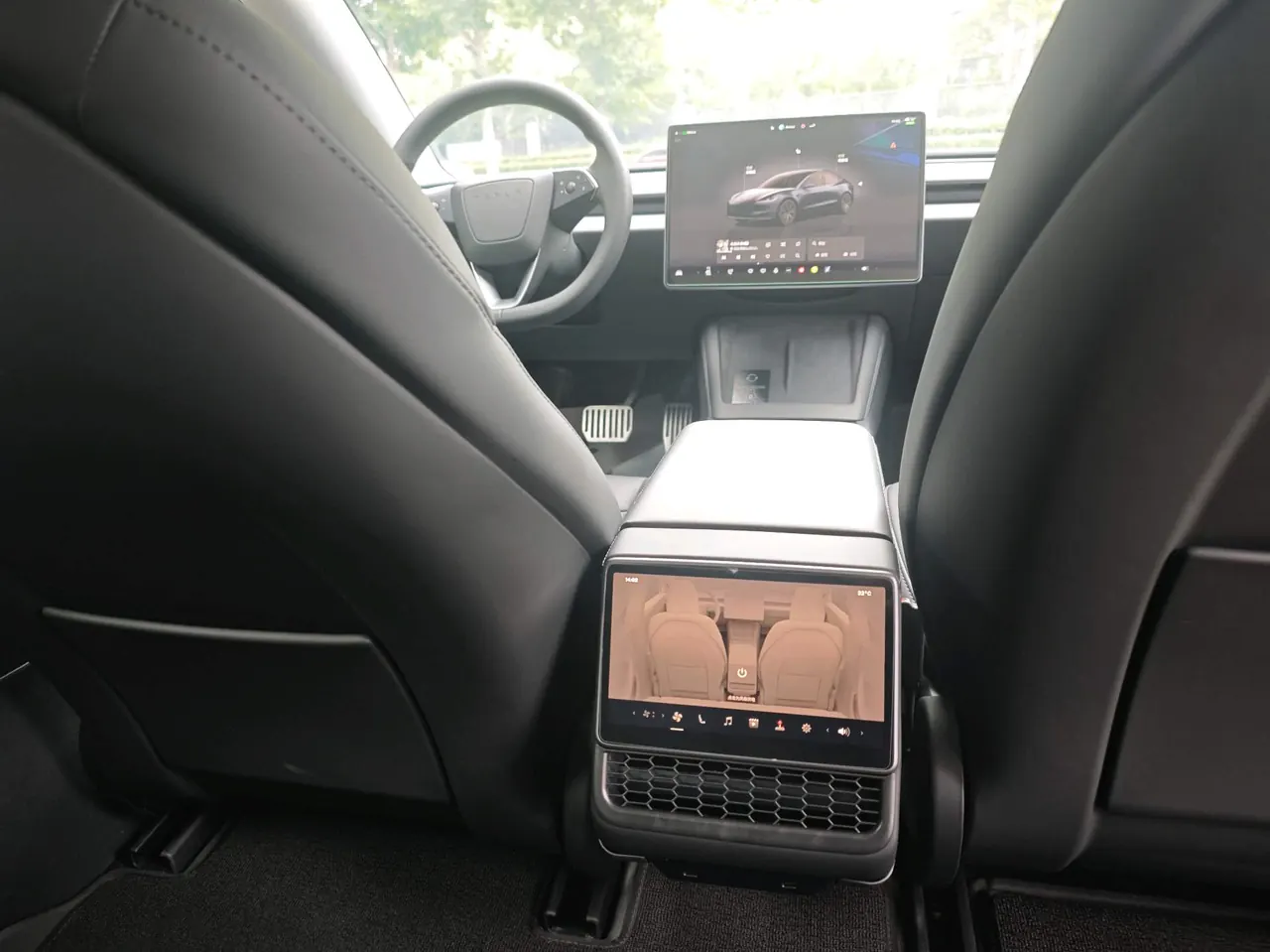 Tesla 2023 Model 3 Rejuvenation Edition Rear Wheel Drive Automatic Transmission 15