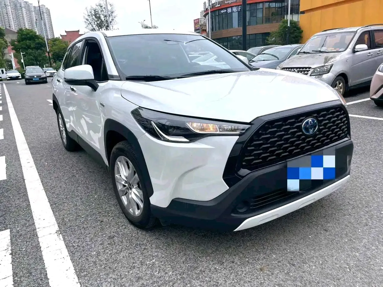 Toyota 2024 Corolla Ruiyuan Dual Engine 2.0 Stepless Intelligent Electric Hybrid Pioneer Edition Automatic Gear 3