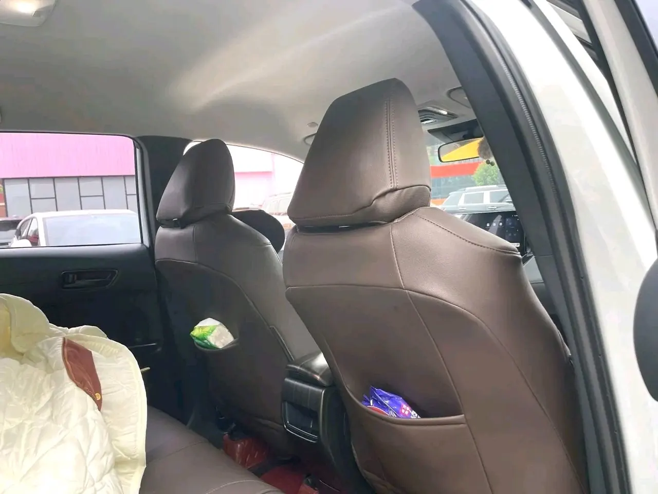 Toyota 2024 Corolla Ruiyuan Dual Engine 2.0 Stepless Intelligent Electric Hybrid Pioneer Edition Automatic Gear 6