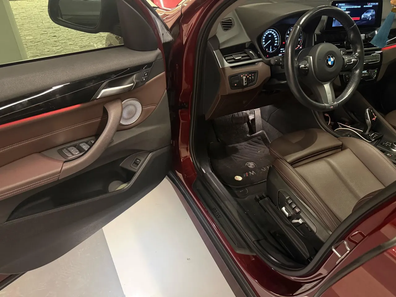 BMW 2021 X1 sDrive25Li 2.0T Leading Automatic Gear 13