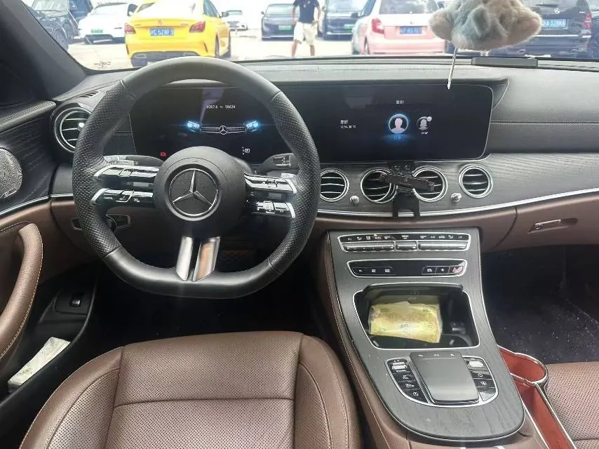 Mercedes Benz E-Class 2023 E 300 L 2.0T Sports Honorable Automatic Gear 3