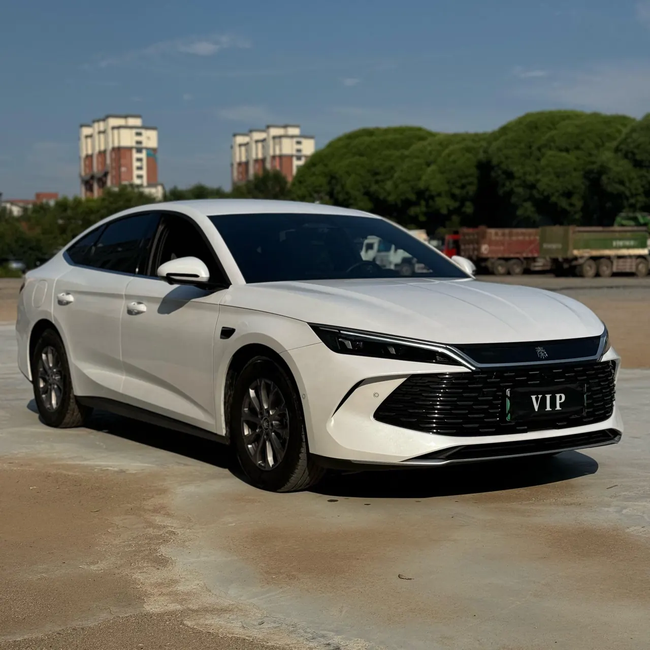 BYD 2025 Qin L DM-i 1.5 stepless smart driving version 80KM leading automatic gear 3
