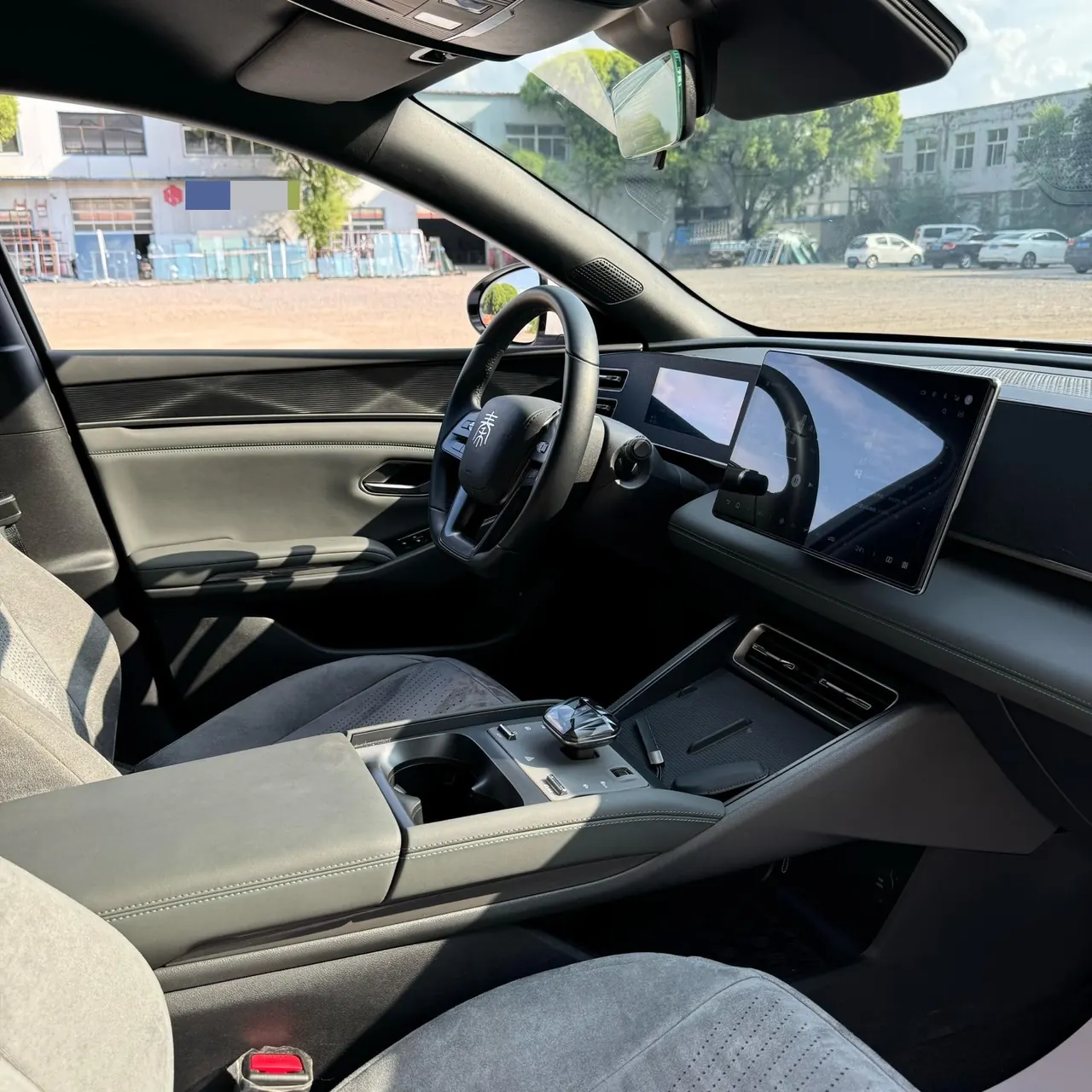 BYD 2025 Qin L DM-i 1.5 stepless smart driving version 80KM leading automatic gear 9
