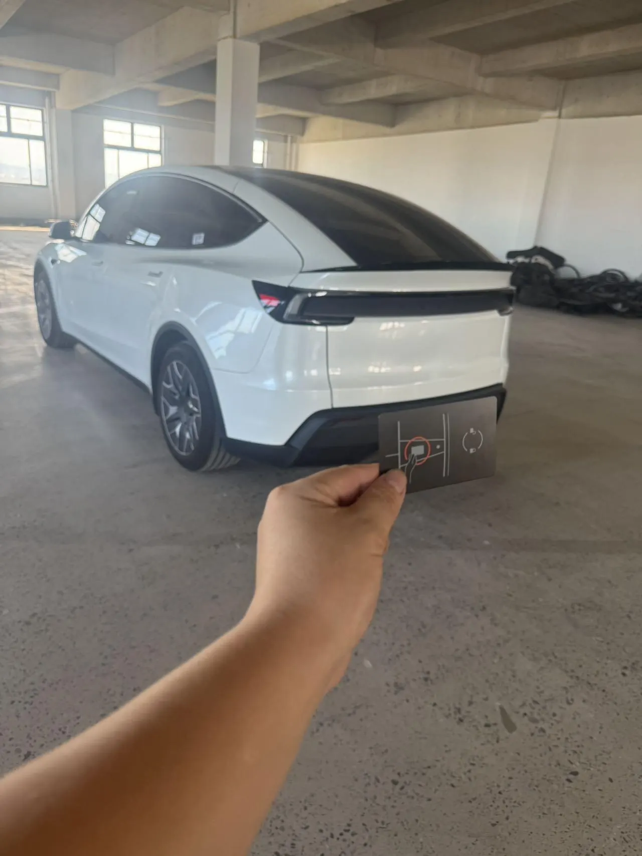 Tesla 2025 Model Y L Long Endurance All-Wheel Drive Automatic Transmission 4