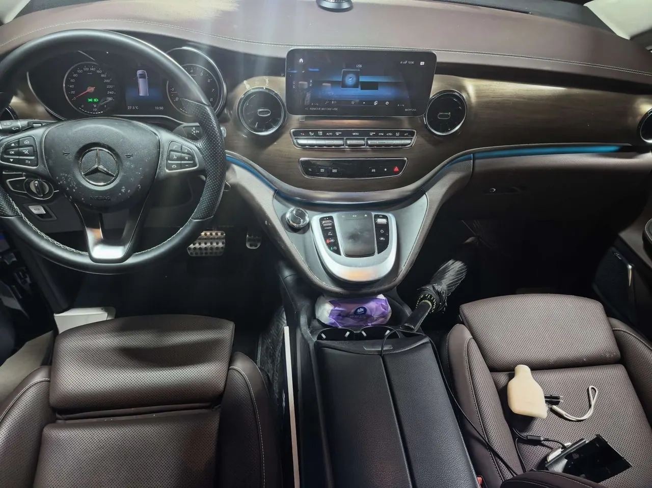 Mercedes Benz V 2021V 260 L 2.0T Deluxe Edition Automatic Gear 6
