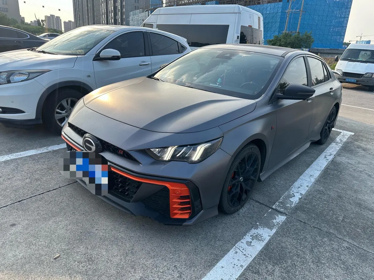 打开图片灯箱:Chuanqi 2022 Shadow Leopard 1.5T 270T J16 R-style Race Edition Automatic Gear